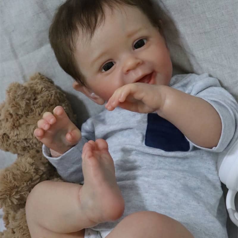 FINEALL Real Lifelike Cute Eyes Opened Cloth Body Baby Doll Realistic